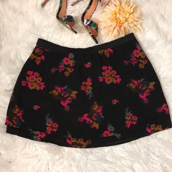 Volcom Floral Ruffle Skirt - Picture 4 of 4